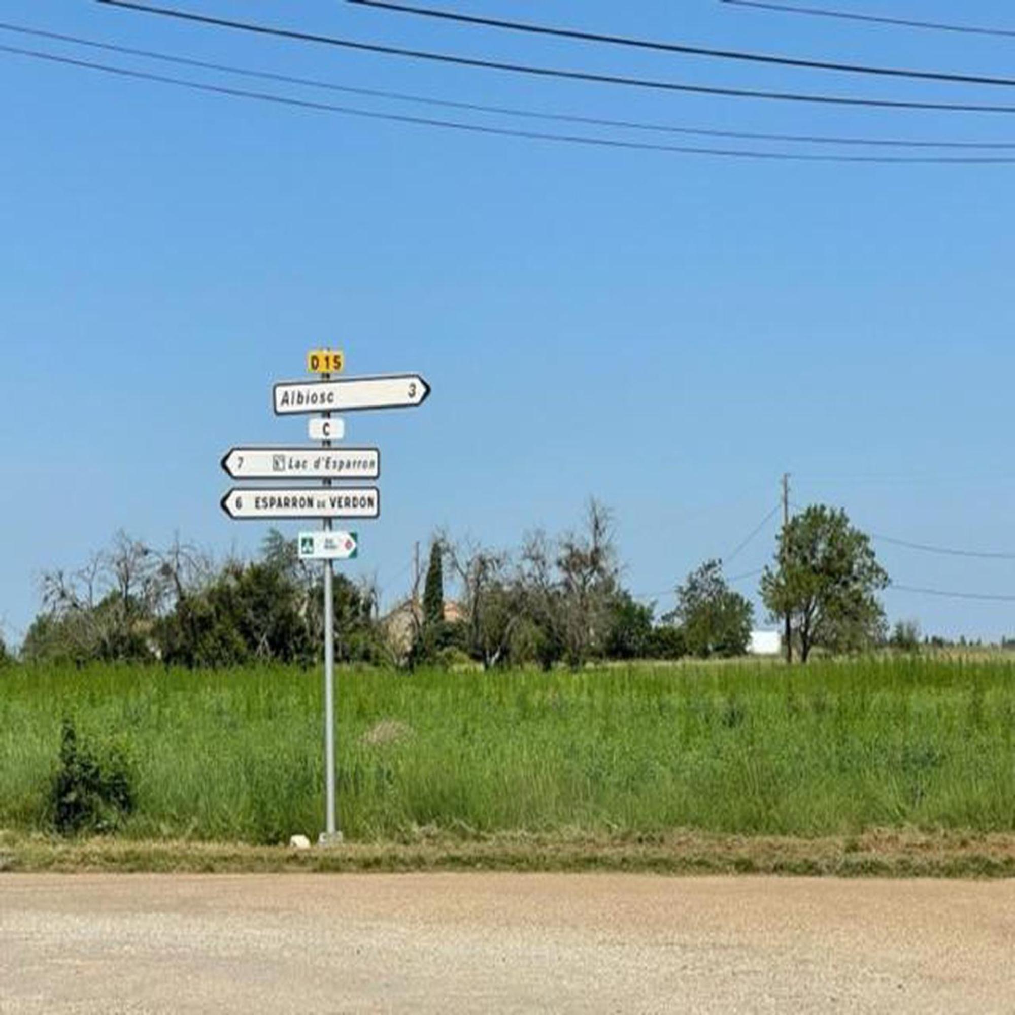 La Roulotte Du Verdon Quinson Buitenkant foto
